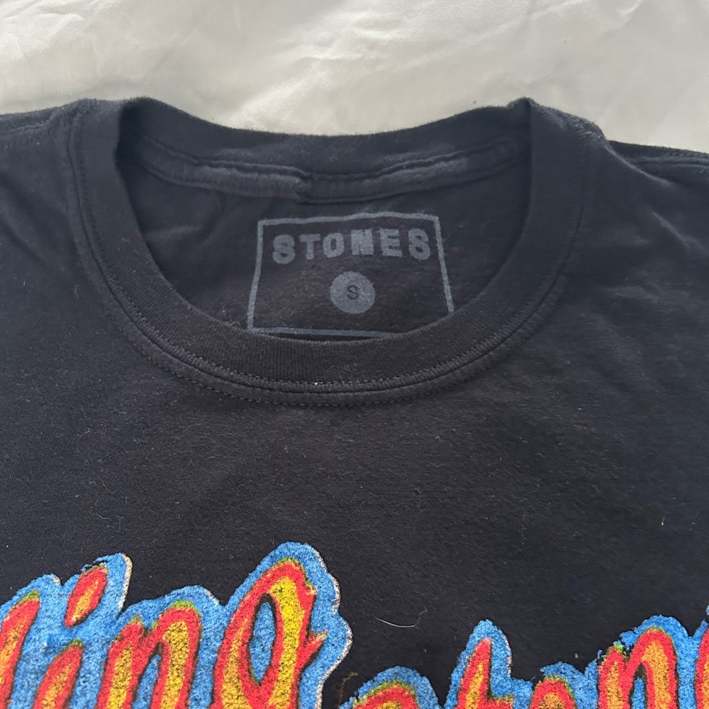 Rolling Stones Black T-Shirt - Picture 2 of 3
